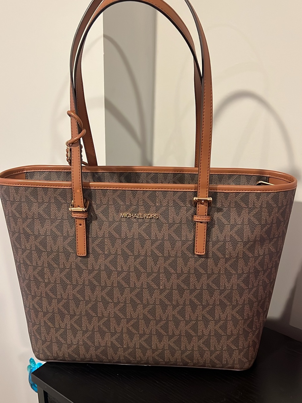 Michael Kors TZ Tote W/Hang Charm